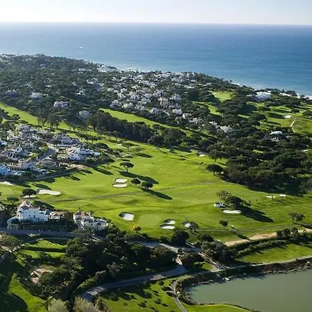 Villa Sleeps 4 T479924 Vale do Lobo